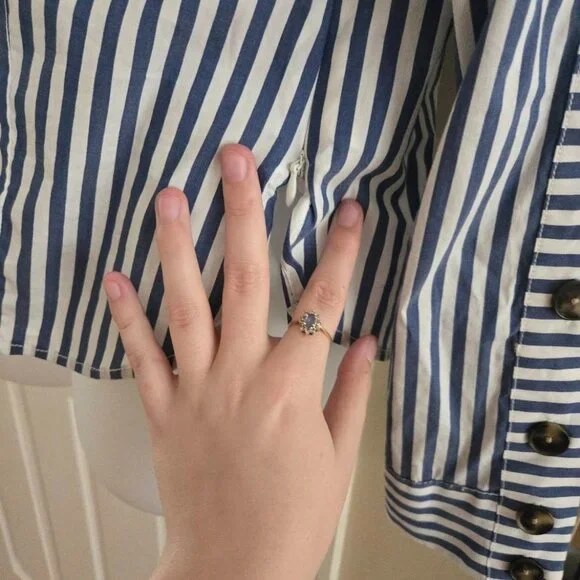 Veronica Beard Fauri Striped Off-The-Shoulder Long Sleeve Shirt Size 4 - Picture 13 of 16